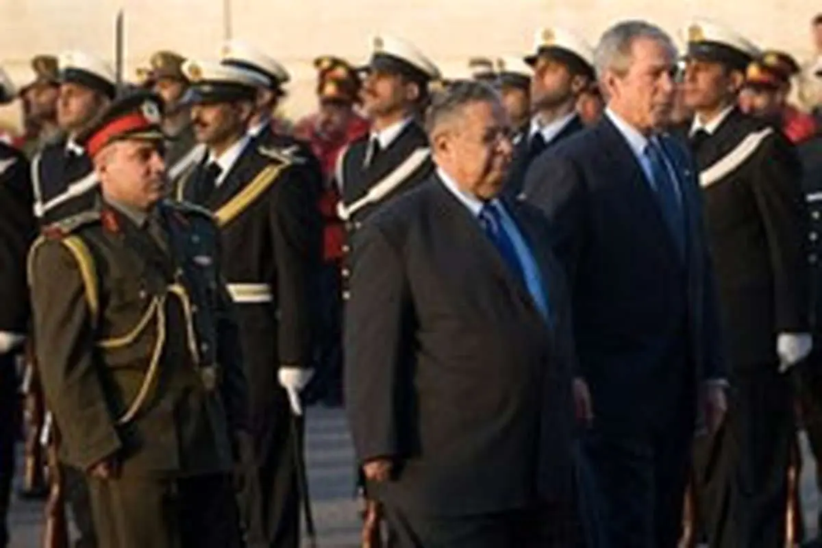 سفر غیر منتظره بوش به بغداد