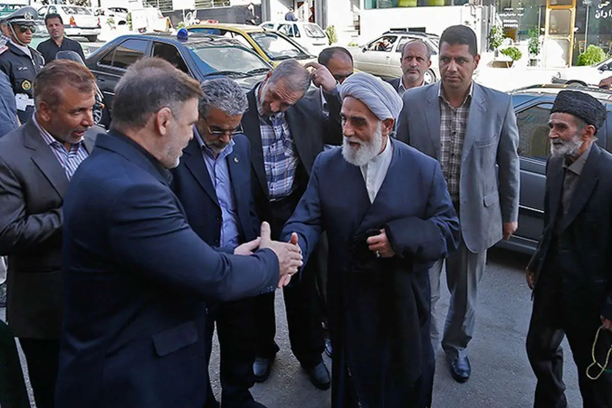 (تصاویر) مراسم ترحیم برادرزاده ناطق نوری