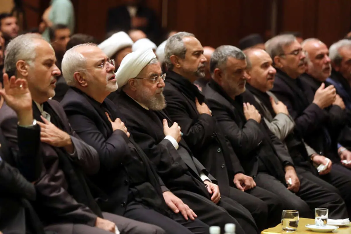 (تصاویر) عزاداری رئیس جمهور در تایلند