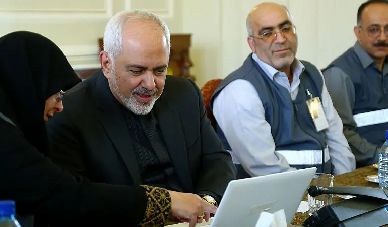امروز به روایت تصویر// کاروان کربلا در تهران، نشست خانه سینما، استقبال از ملی‌پوشان فوتسال و ...