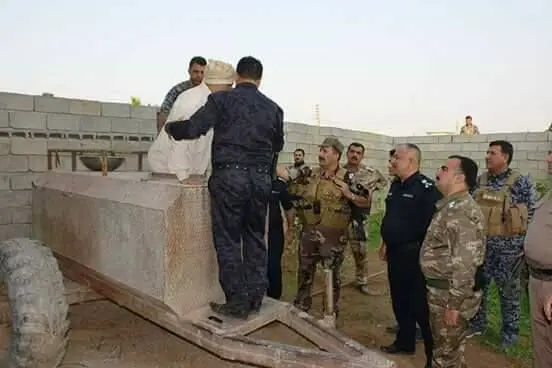 (تصویر) دستگیری پسرخاله صدام در تانکر آب