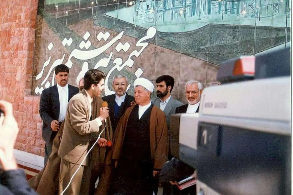 (عکس) فکر کردند رشیدپور میخواهد آیت الله هاشمی را ترور کند!