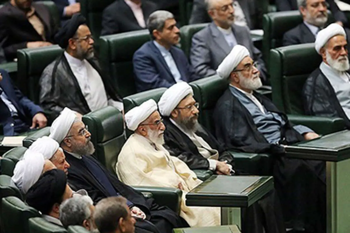 نظارت جنجالی!