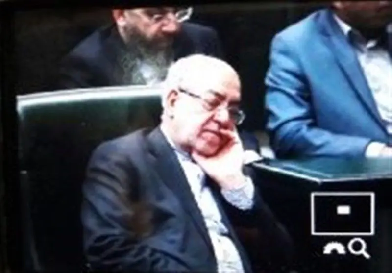 از روبوسی نکردن عارف با روحانی تا خواب نعمت زاده