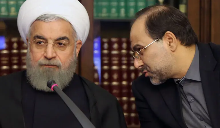 امروز به روایت تصویر// زائران اربعین در راه کربلا، تشییع خبرنگار شهید، آلودگی هوای اصفهان و...