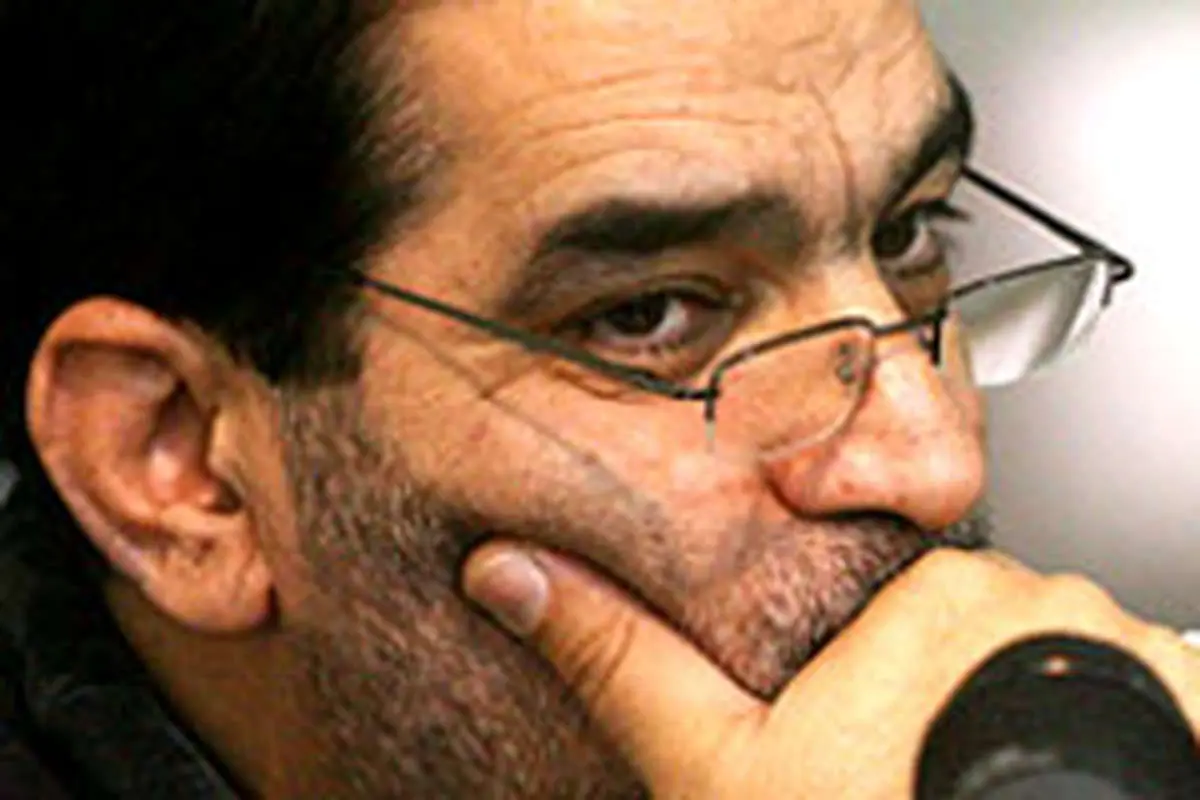 "ممکن است در پس پرده خبرهایی باشد"