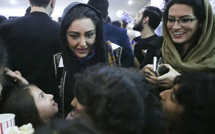 (تصاویر) حامد بهداد در اکران"نیمه شب اتفاق افتاد"