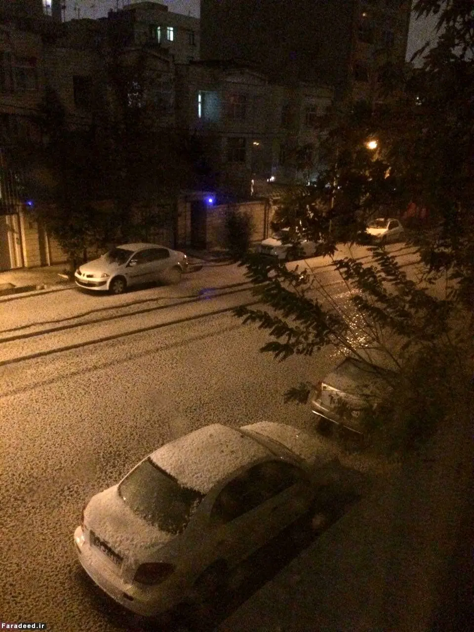 باران خیابان‌های تهران را قفل کرد