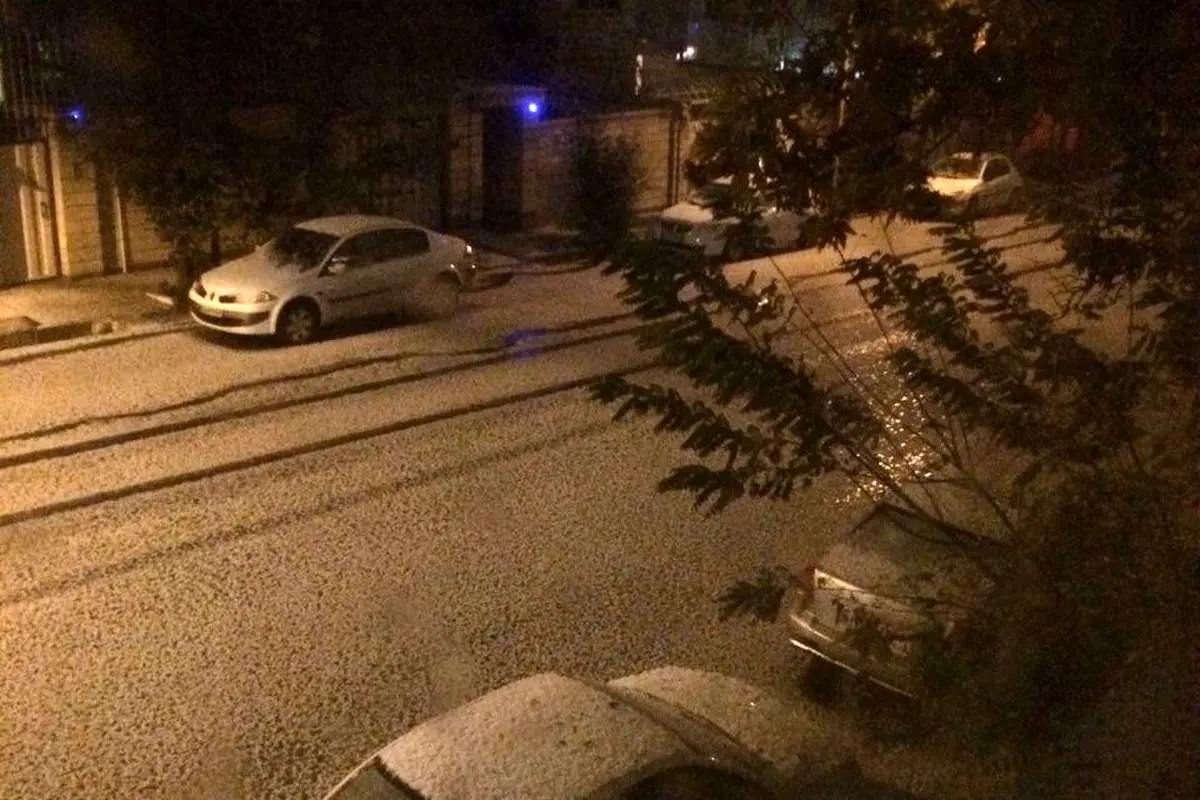 باران خیابانهای تهران را قفل کرد