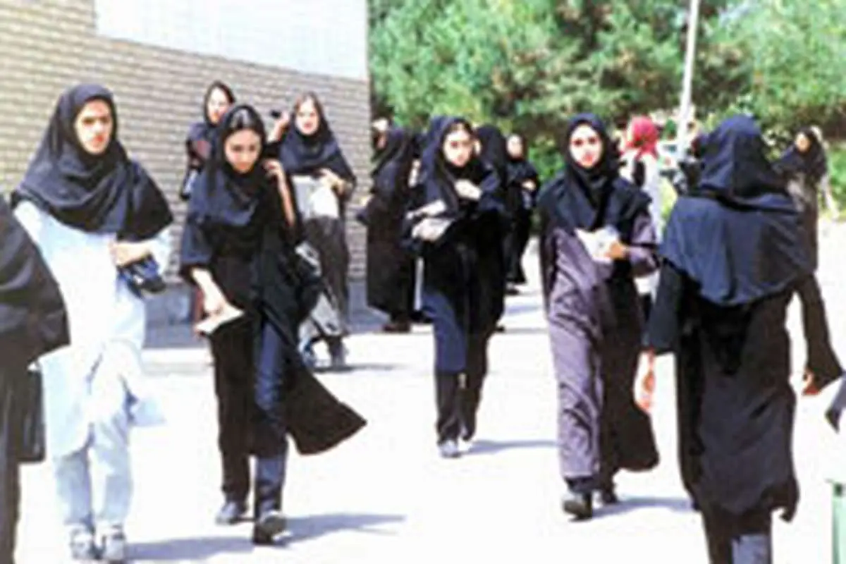 ایران در رتبه آخر زنان دانش آموخته منطقه!