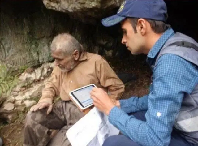 (عکس) غارنشین ۷۵ ساله، سرشماری شد
