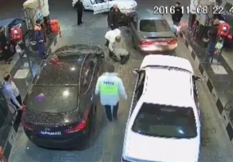 واکنش پلیس به ضرب و شتم یک راننده توسط مأموران