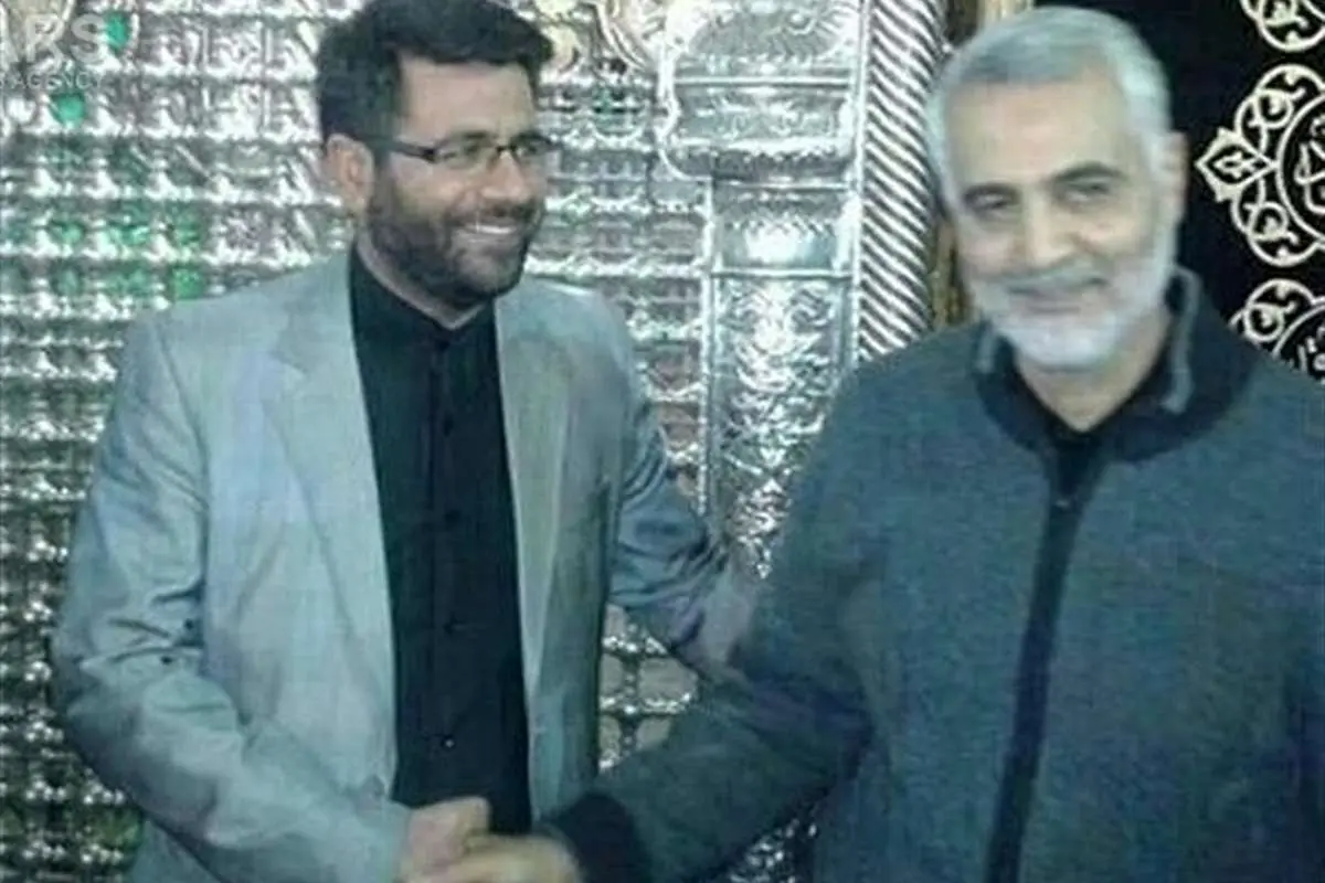 (عکس) خبرنگار تازه شهید شده در کنار سردار سلیمانی