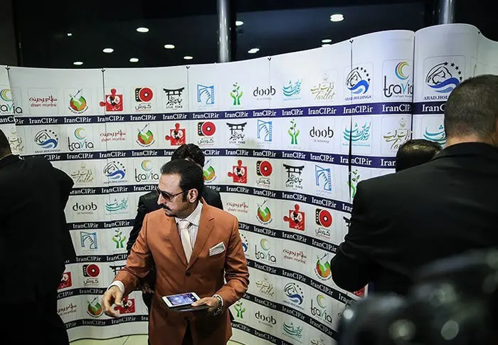 (تصاویر) افتتاحیه پرحاشیه"سلام بمبئی"