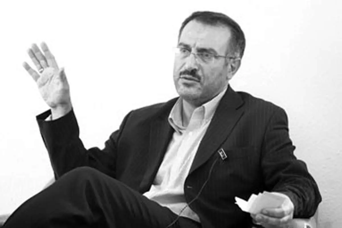 مشاوران احمدي نژاد سابقه ديپلماتيک ندارند