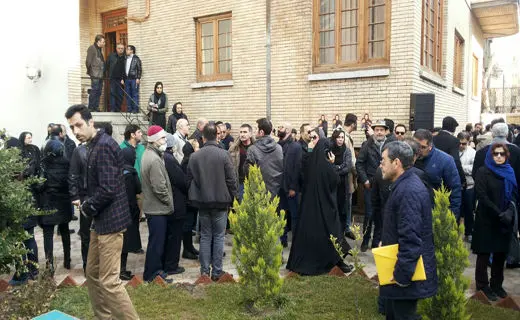 بدرقه دنیا فنی‌زاده به خانه ابدی