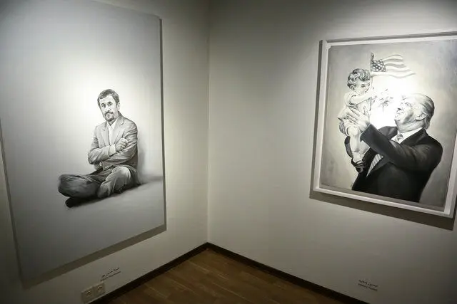 (عکس) احمدی‌نژاد و ترامپ در یک گالری