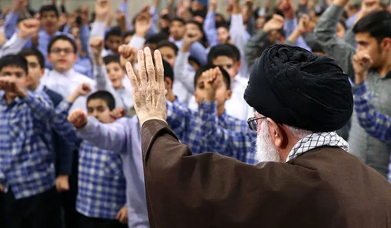 امروز به روایت تصویر// جشنواره تأتر کودک و نوجوان، صحن مجلس، انفجار در منزل مسکونی و ...