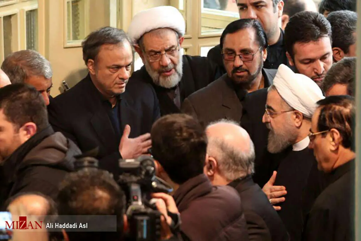 (تصاویر) روحانی در مراسم وداع با هاشمی