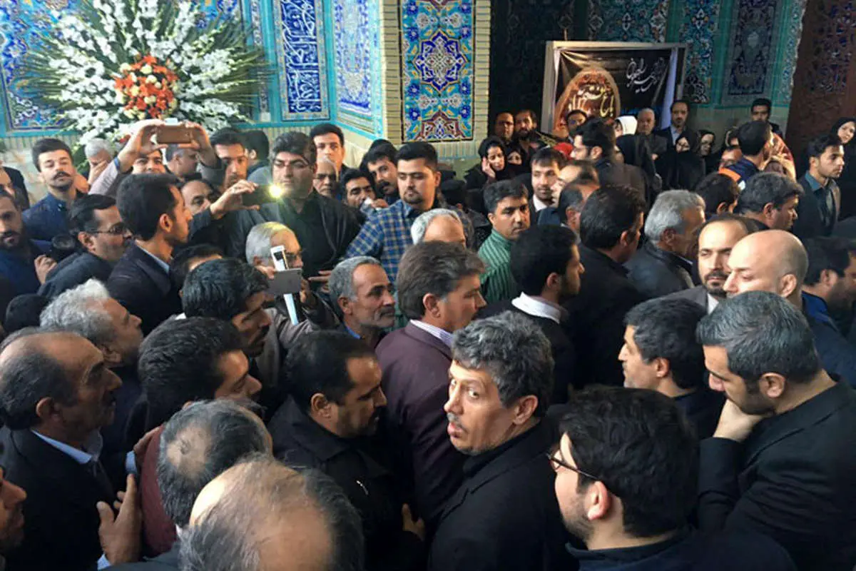 (تصاویر) مردم رفسنجان در مراسم یادبود آیت الله هاشمی