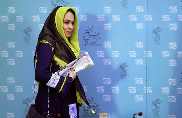 (تصاویر) عوامل "فصل نرگس" جشنواره را تحریم کردند