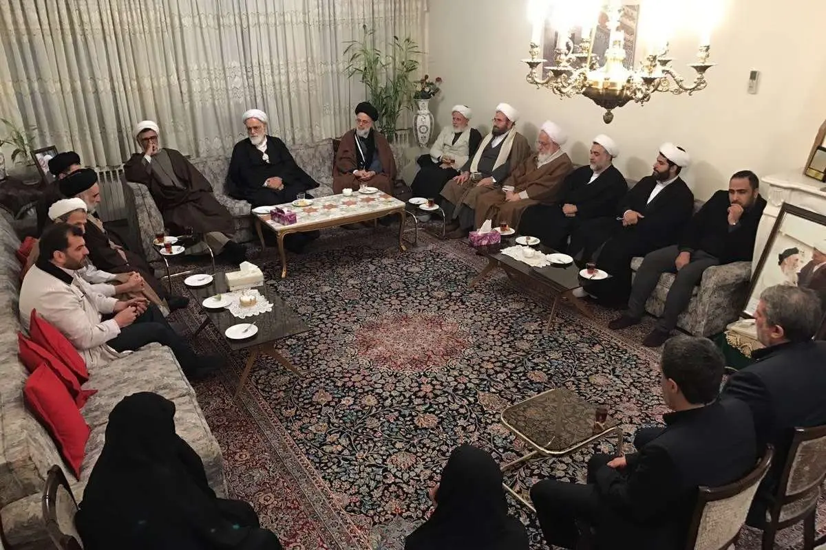 (تصویر) روحانیون اصلاحطلب در خانه آیتالله هاشمی