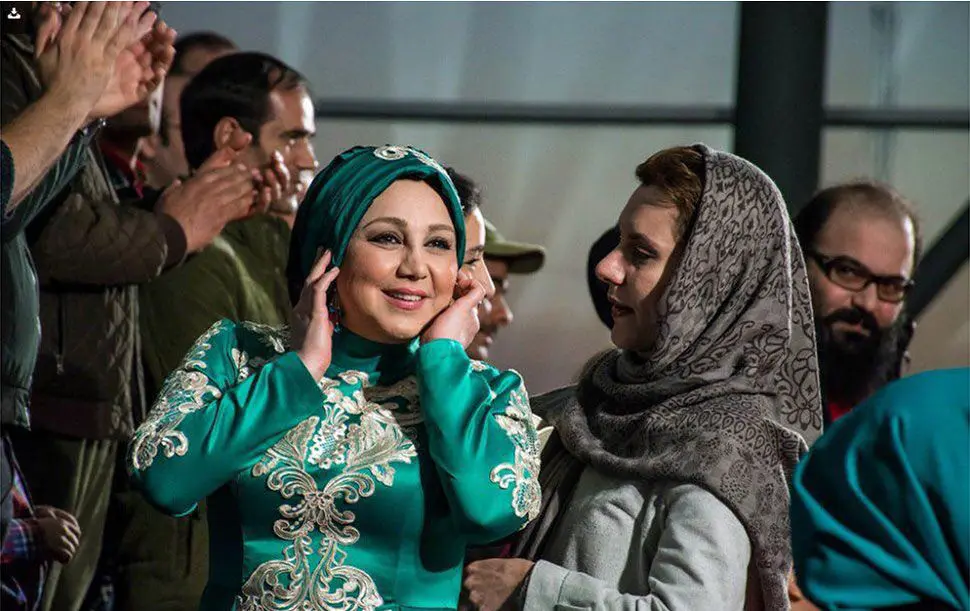 (عکس) لباس بهنوش‌بختیاری در جشنواره