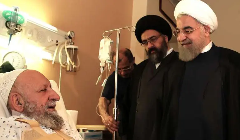 امروز به روایت تصویر// عیادت روحانی، نمایشگاه عکس زنان، برگزیدگان  مد، کارخانه شکلات و...