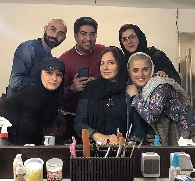 (عکس) مهناز افشار در پشت صحنه «عاشقانه»