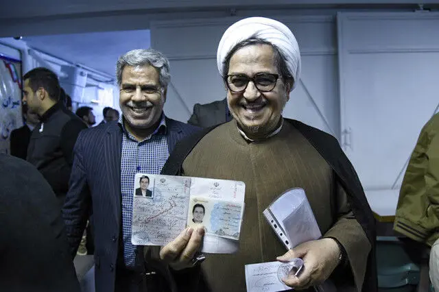 کدام چهره‌ها در انتخابات شوراها ثبت نام کردند؟