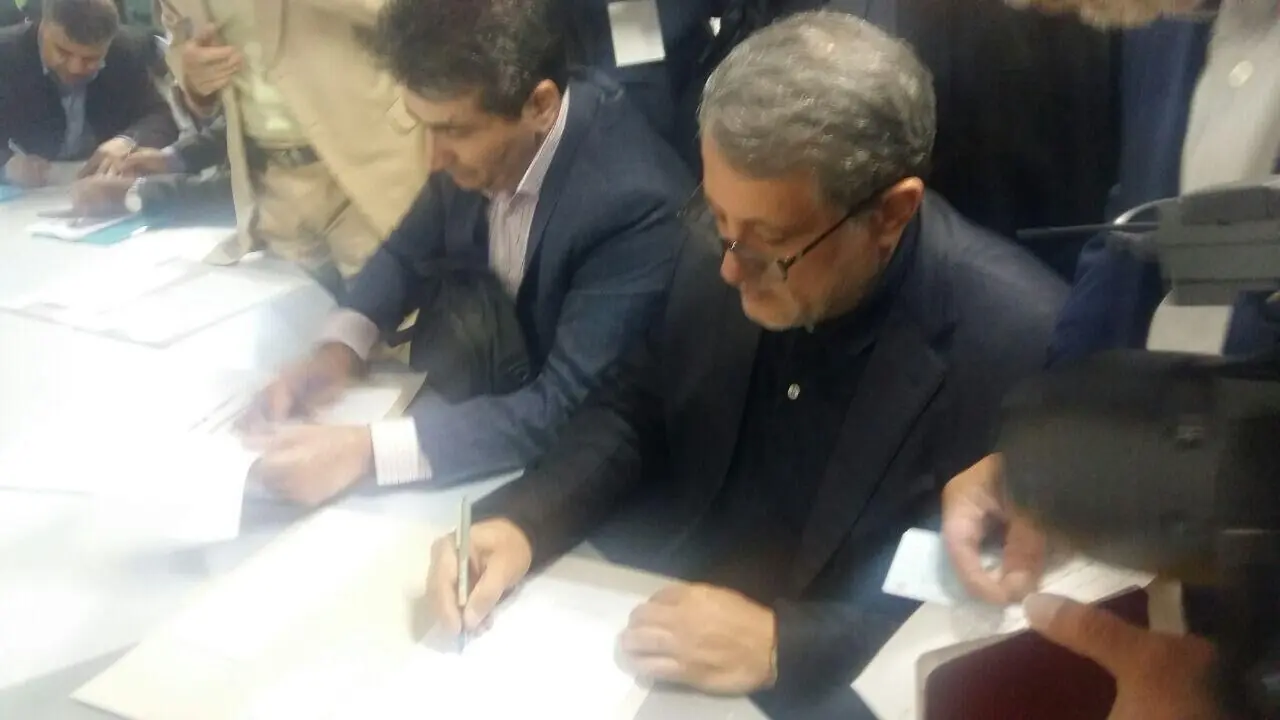 محسن هاشمی نامزد شد