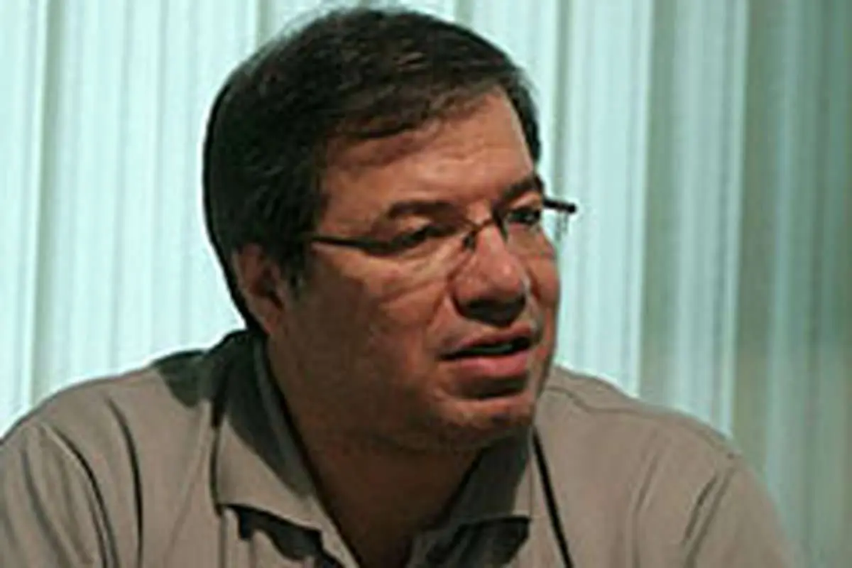 محبیان: مهندس موسوی شعار عدالت طلبی را از انحصار احمدی نژاد خارج می کند