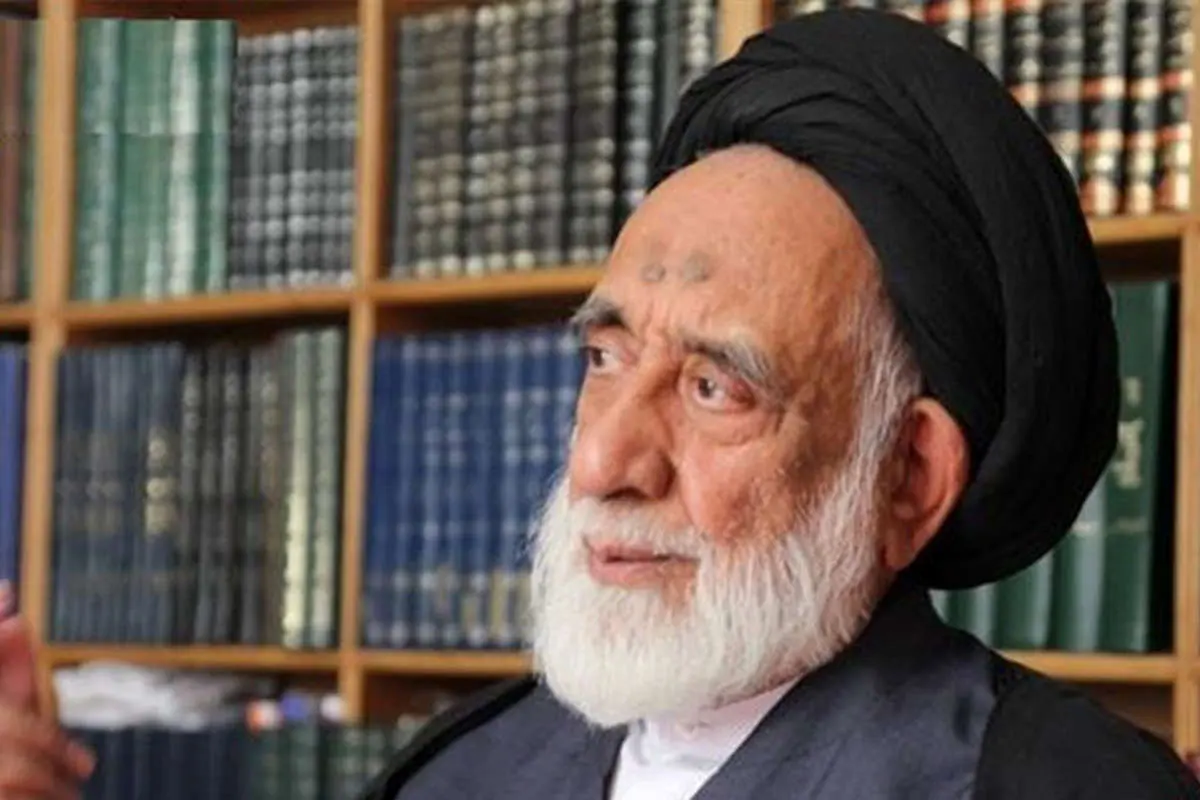 واکنش استاد اخلاق به سخنان احمدی نژاد