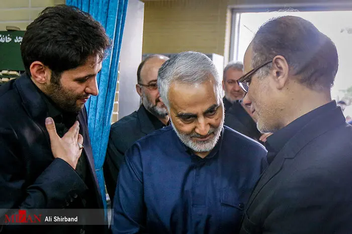 (تصاویر) سردار سلیمانی در یادبود سردار دانشیار