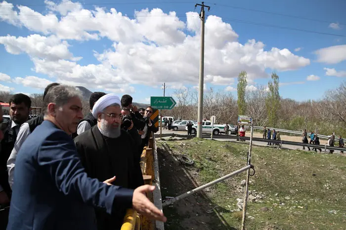 (تصاویر) بازدید روحانی از مناطق سیل‌زده