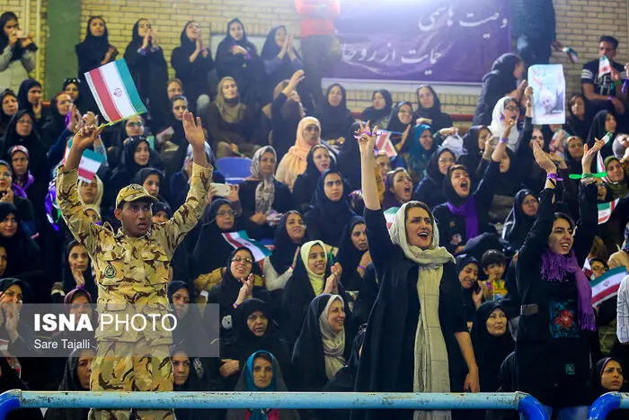 (تصاویر) دیدار روحانی با حامیان خود در کرمان
