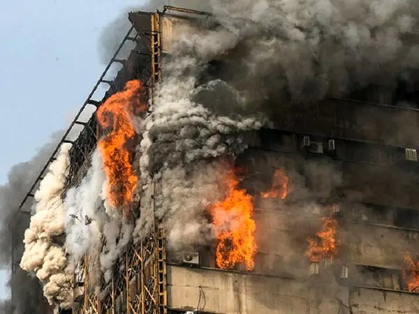 آغاز پرداخت وام بانکی به کسبه پلاسکو