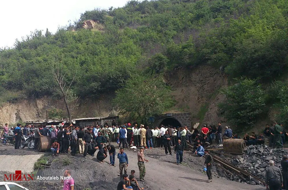 کشف ۱۳ جسد دیگر از تونل معدن آزادشهر