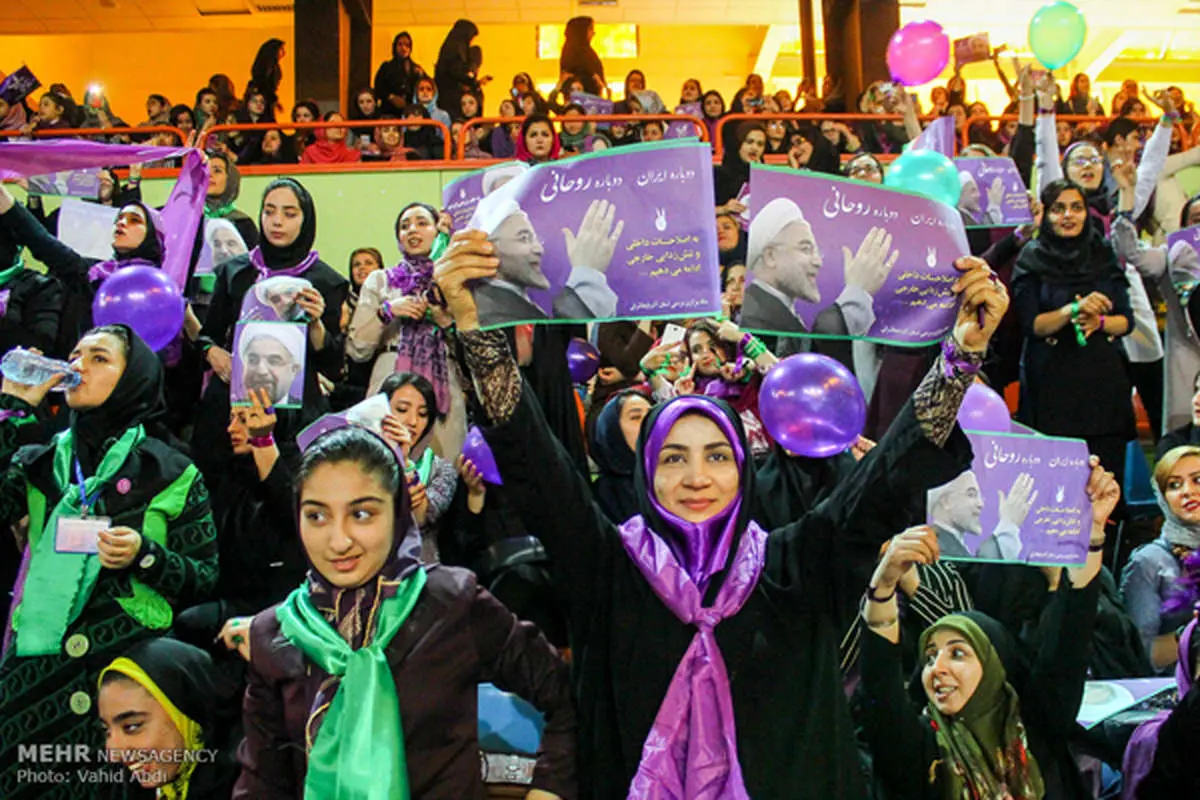 (تصاویر) جشن هواداران روحانی در تبریز