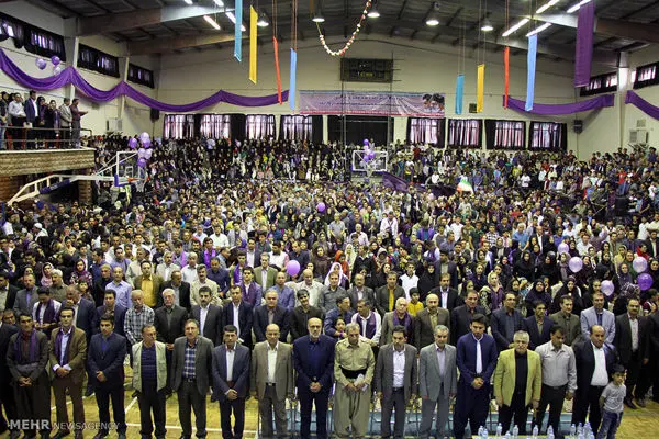 (تصاویر) شادی هواداران روحانی در سنندج