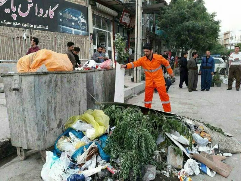 (عکس) اقدام تحسین‌برانگیز یک کاندیدا بعد از رای نیاوردن