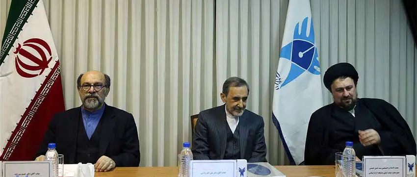 در دانشگاه آزاد چه خبر است؟
