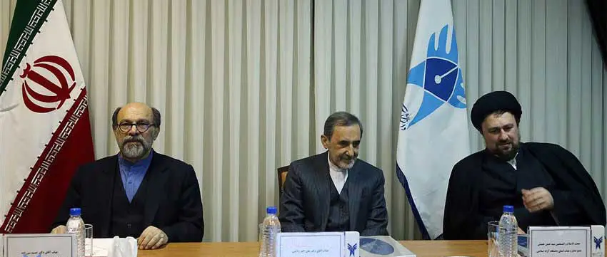 در دانشگاه آزاد چه خبر است؟