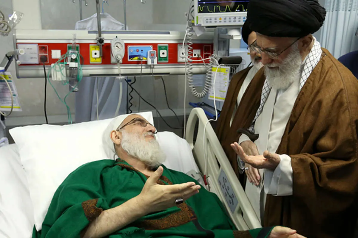 (تصاویر) عیادت رهبرانقلاب از هاشمی شاهرودی