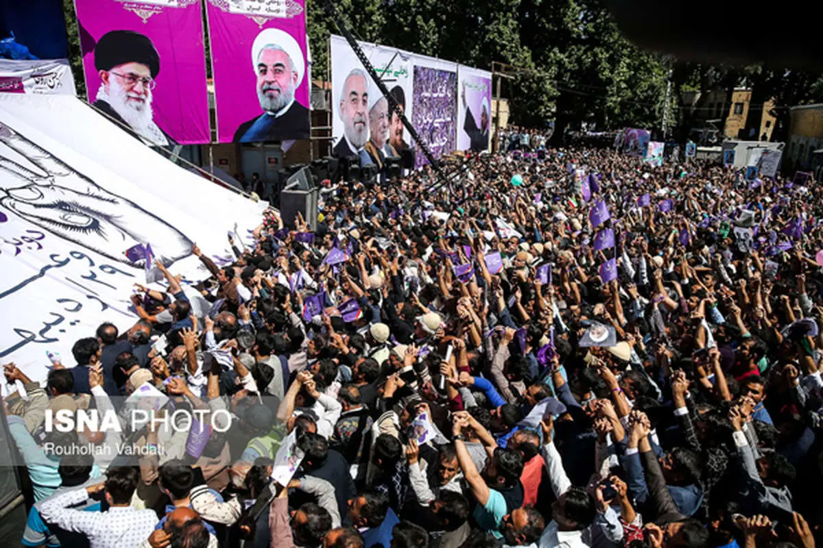 (تصاویر) استقبال از روحانی در خرمآباد