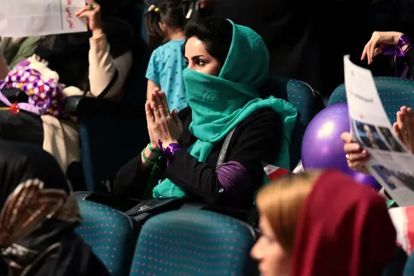 (تصاویر) همایش زنان حامی روحانی در شیراز