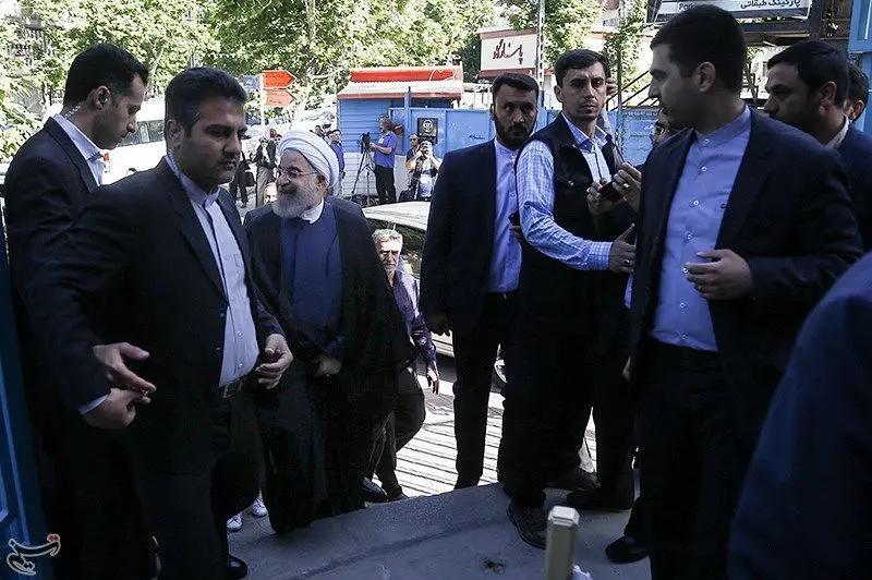 (تصاویر) رئیس‌جمهور پای صندوق رای