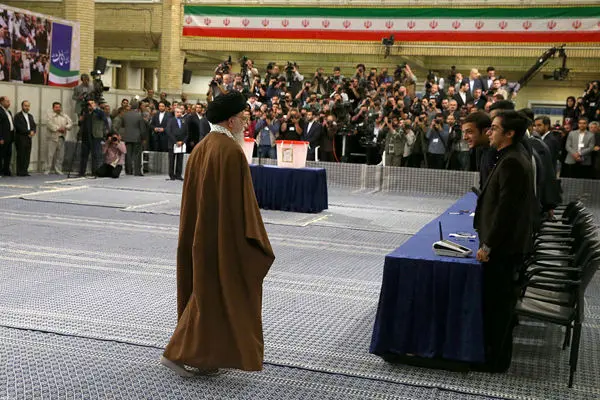 (تصاویر) گزارش "اسپوتنیک" از انتخابات ایران