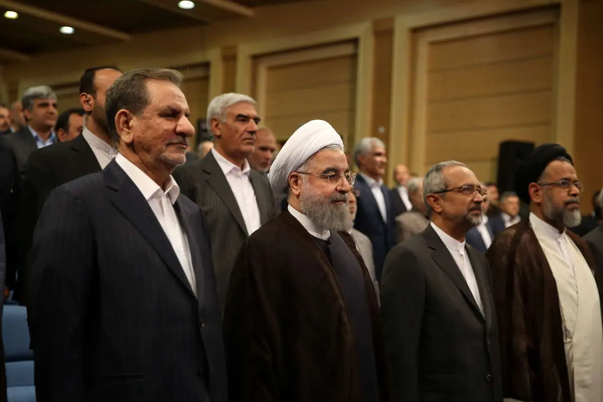 روحانی با چه کسانی "اتمام حجت" کرد؟