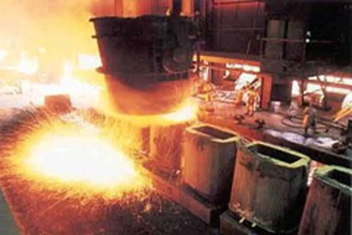 کارخانه های تولید فولاد در خطر ورشکستگی